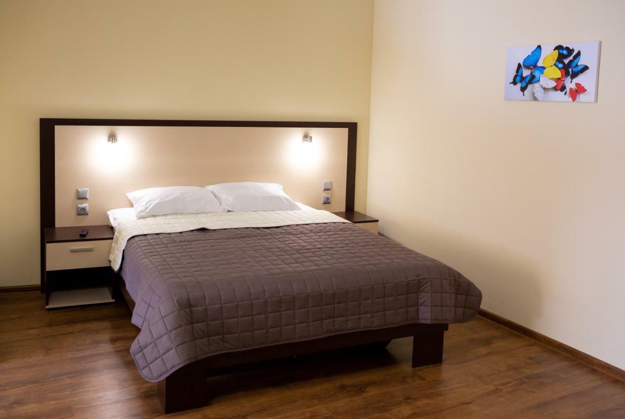 Hotel Complex Olimp Умань Экстерьер фото
